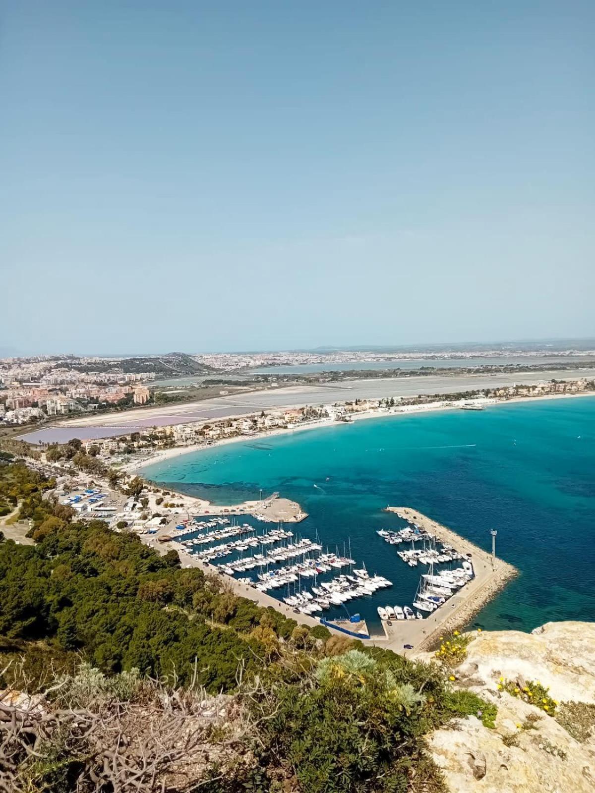 Affittacamere Il Pittoresco Cagliari Bagian luar foto